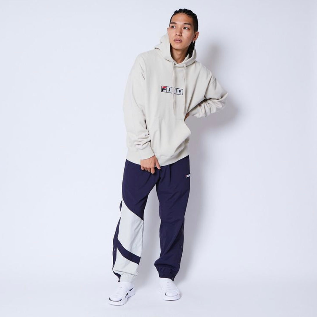 AKTR ×FILA BOX LOGO SWEAT HOODIE (122-054010) | PLAYHOOP?